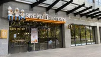 Ringo lắp đặt hệ thống thẻ rung tự phục vụ cho Bread Factory